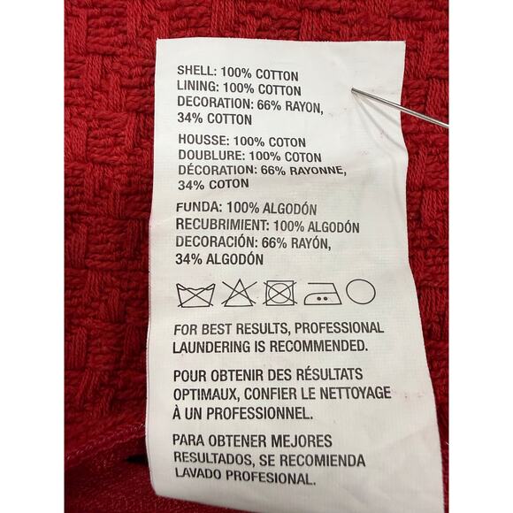 Crate & Barrel Noelle Red Knit Lumbar Pillow Cover 21x14 Hearts Scandi Winter - Picture 4 of 8